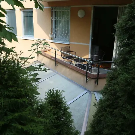 Scandinavian * Sarajevo